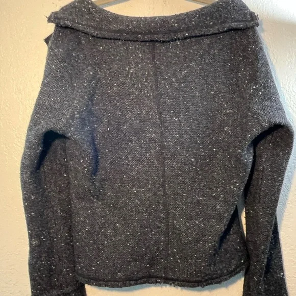 Nine West Gray Cardigan Sweater Shawl Collar SZ L Fuzzy Long Sleeve One Button - Picture 7 of 9